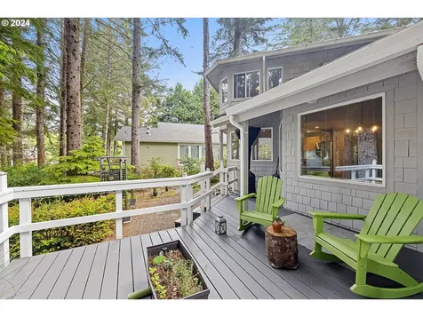 1110 Sw Walking Wood Depoe Bay OR 97341