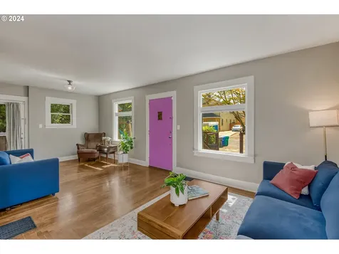 9223 N Bristol Avenue Portland OR 97203