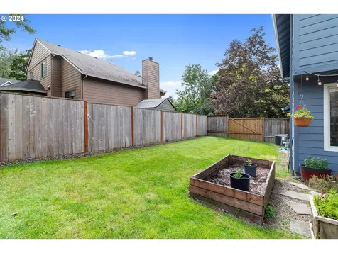 10820 SW 57th Place Portland OR 97219
