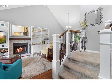 10820 SW 57th Place Portland OR 97219