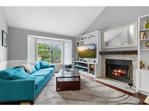 10820 SW 57th Place Portland OR 97219