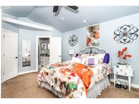 266 Wild Fern Drive Winchester OR 97495