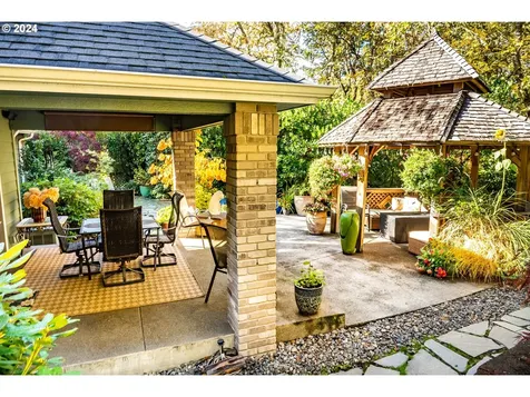 266 Wild Fern Drive Winchester OR 97495