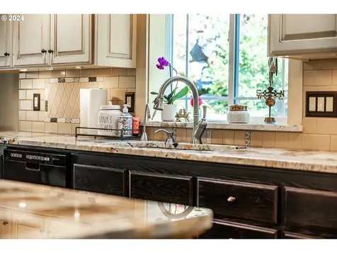266 Wild Fern Drive Winchester OR 97495