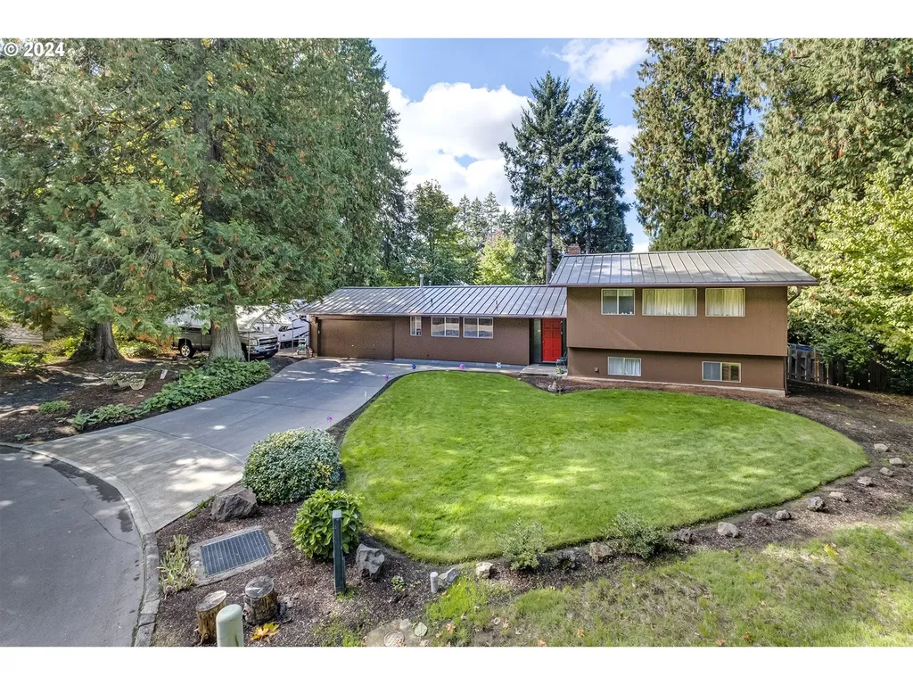 585 Se 59th Court Hillsboro OR 97123