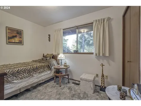 585 Se 59th Court Hillsboro OR 97123