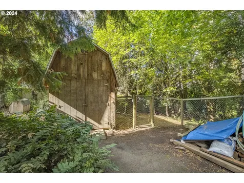 585 Se 59th Court Hillsboro OR 97123
