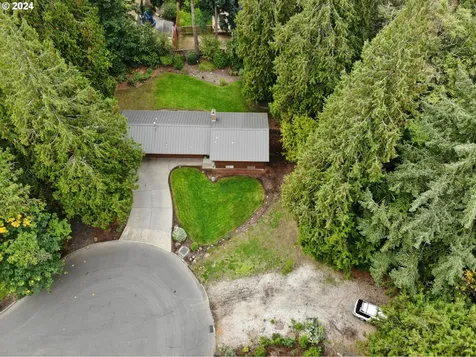 585 Se 59th Court Hillsboro OR 97123