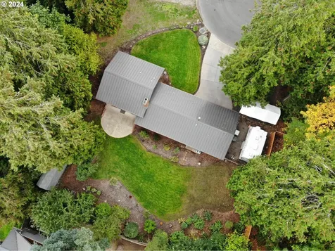 585 Se 59th Court Hillsboro OR 97123