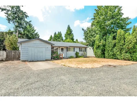 1890 Regina Street Eugene OR 97402