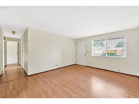 1890 Regina Street Eugene OR 97402