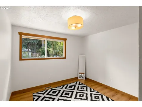 5271 Chinook Court Lake Oswego OR 97035
