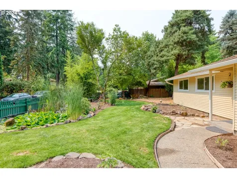 5271 Chinook Court Lake Oswego OR 97035