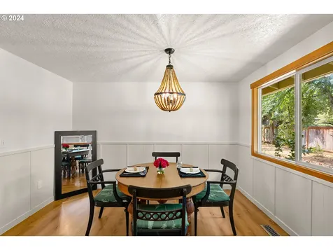 5271 Chinook Court Lake Oswego OR 97035