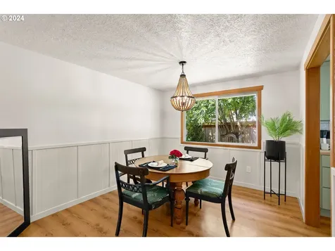 5271 Chinook Court Lake Oswego OR 97035