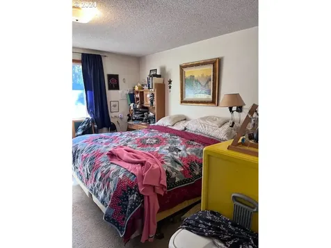927 Travis Avenue Eugene OR 97404