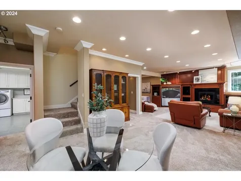 10707 S Southridge Drive Portland OR 97219
