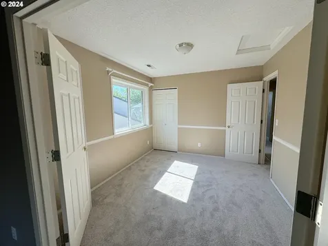16954 Nw Stoller Drive Portland OR 97229