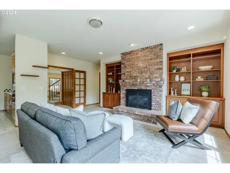 3322 Winchester Way Eugene OR 97401