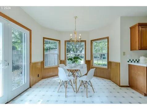 3322 Winchester Way Eugene OR 97401