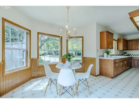 3322 Winchester Way Eugene OR 97401
