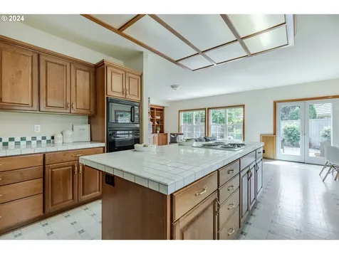 3322 Winchester Way Eugene OR 97401