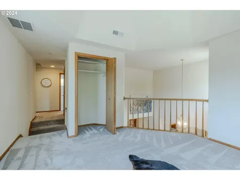 3322 Winchester Way Eugene OR 97401