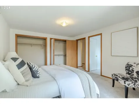 3322 Winchester Way Eugene OR 97401
