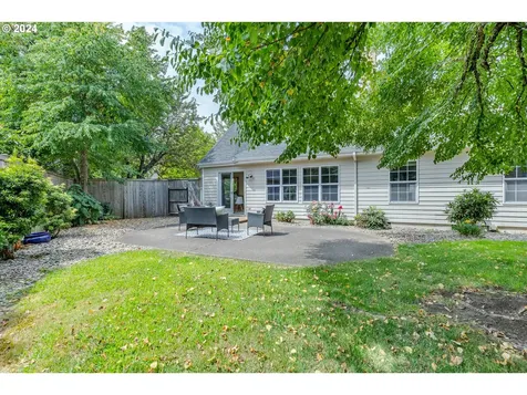 3322 Winchester Way Eugene OR 97401