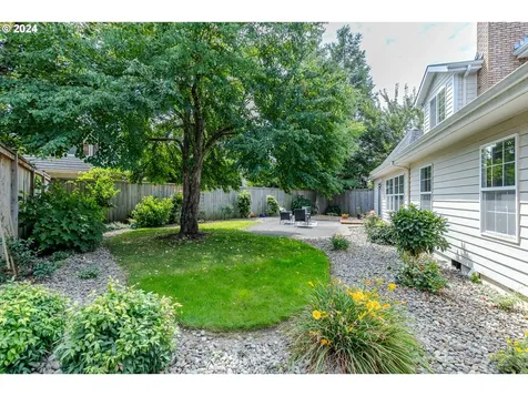 3322 Winchester Way Eugene OR 97401