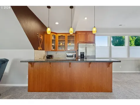 1320 NE 160th Avenue Portland OR 97230