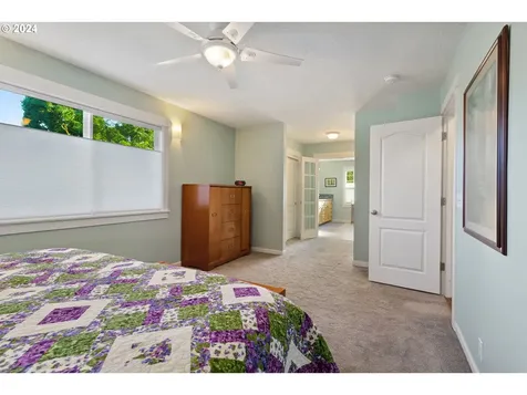 1320 NE 160th Avenue Portland OR 97230
