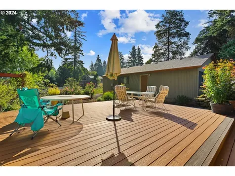 1320 NE 160th Avenue Portland OR 97230