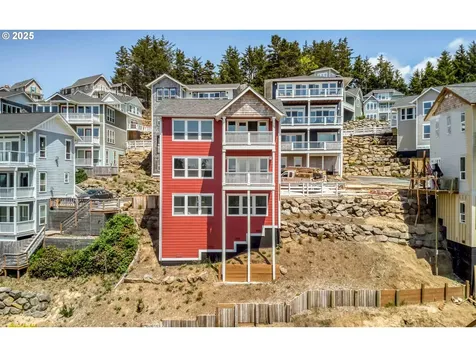 2569 SW Coral Avenue Lincoln City OR 97367