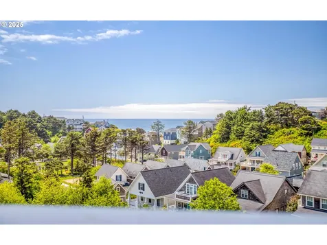 2569 SW Coral Avenue Lincoln City OR 97367