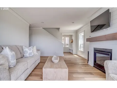 2569 SW Coral Avenue Lincoln City OR 97367
