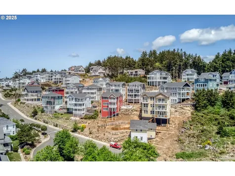 2569 SW Coral Avenue Lincoln City OR 97367