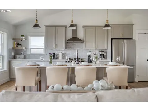 2569 SW Coral Avenue Lincoln City OR 97367