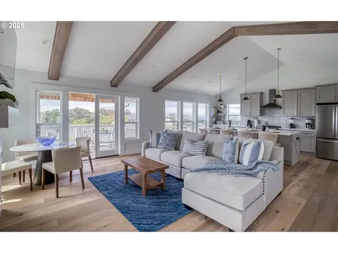 2569 SW Coral Avenue Lincoln City OR 97367