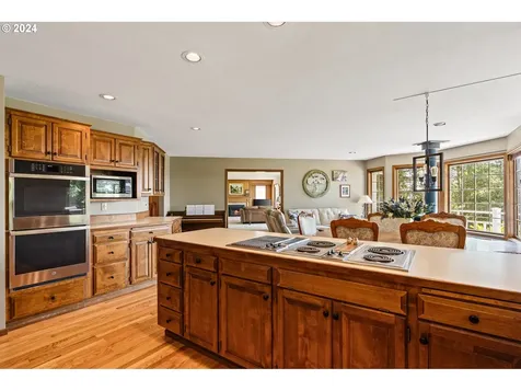 815 SE Evergreen Drive Chehalis WA 98532