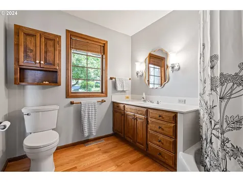 815 SE Evergreen Drive Chehalis WA 98532