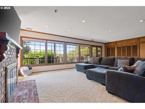 815 SE Evergreen Drive Chehalis WA 98532