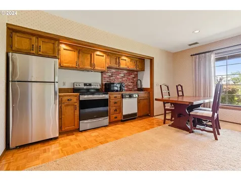 815 SE Evergreen Drive Chehalis WA 98532