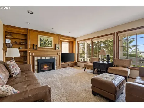 815 SE Evergreen Drive Chehalis WA 98532