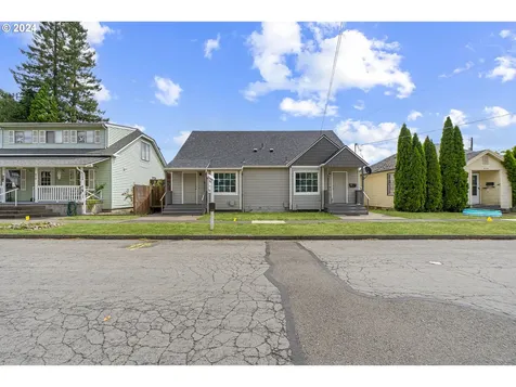 416 S Edwards Street Newberg OR 97132