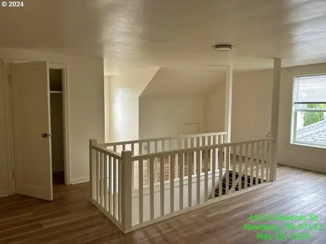 416 S Edwards Street Newberg OR 97132