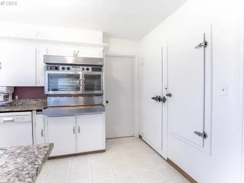 2642 Central Boulevard Eugene OR 97403