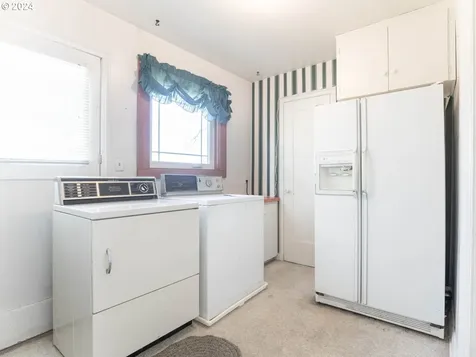2642 Central Boulevard Eugene OR 97403