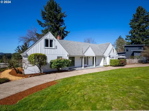 2642 Central Boulevard Eugene OR 97403