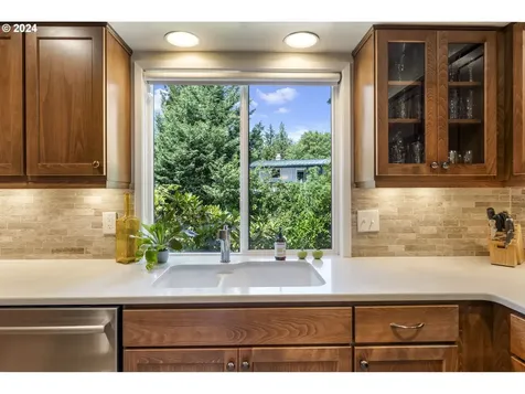 13135 Nw Overton Street Portland OR 97229